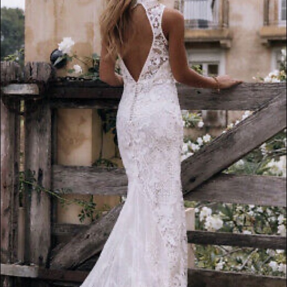 Spell Bridal Gown - Picture 2 of 9